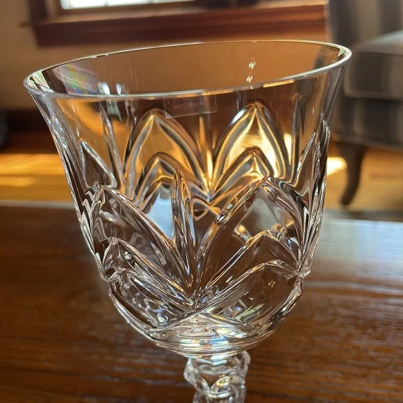 Galway- Kylemore by Galway Crystal Water Goblet 24% Lead Crystal - Picture 6 of 8